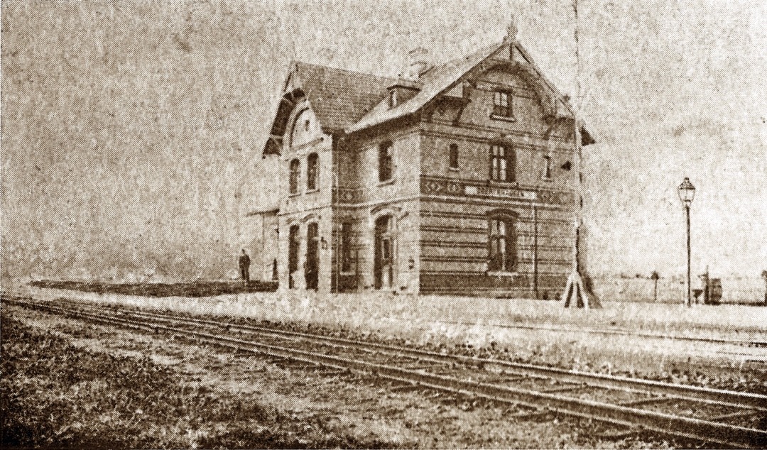 O10 Bahnhof
