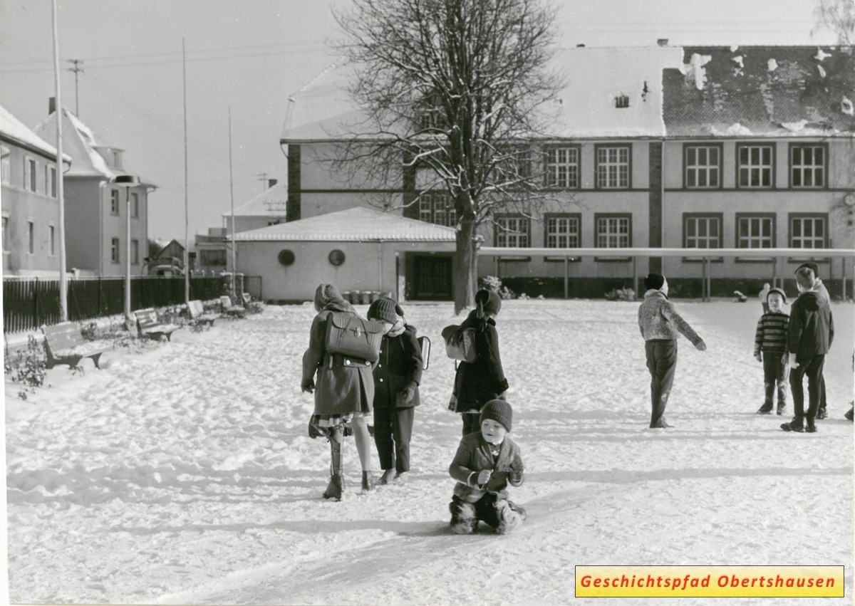 Eichendorff Schule im Schnee