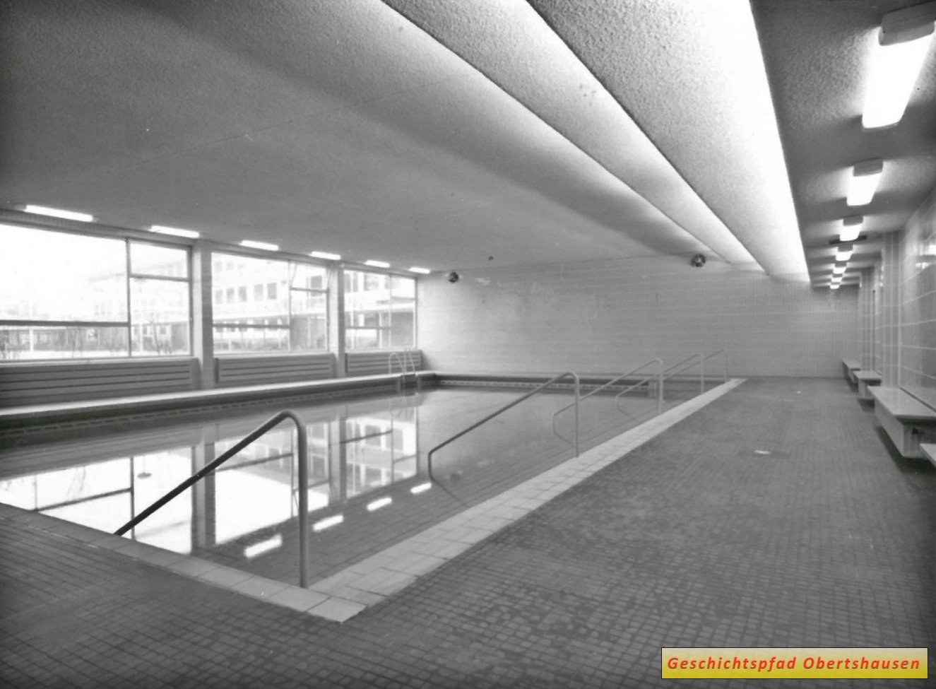Lehrschwimmbecken 1962