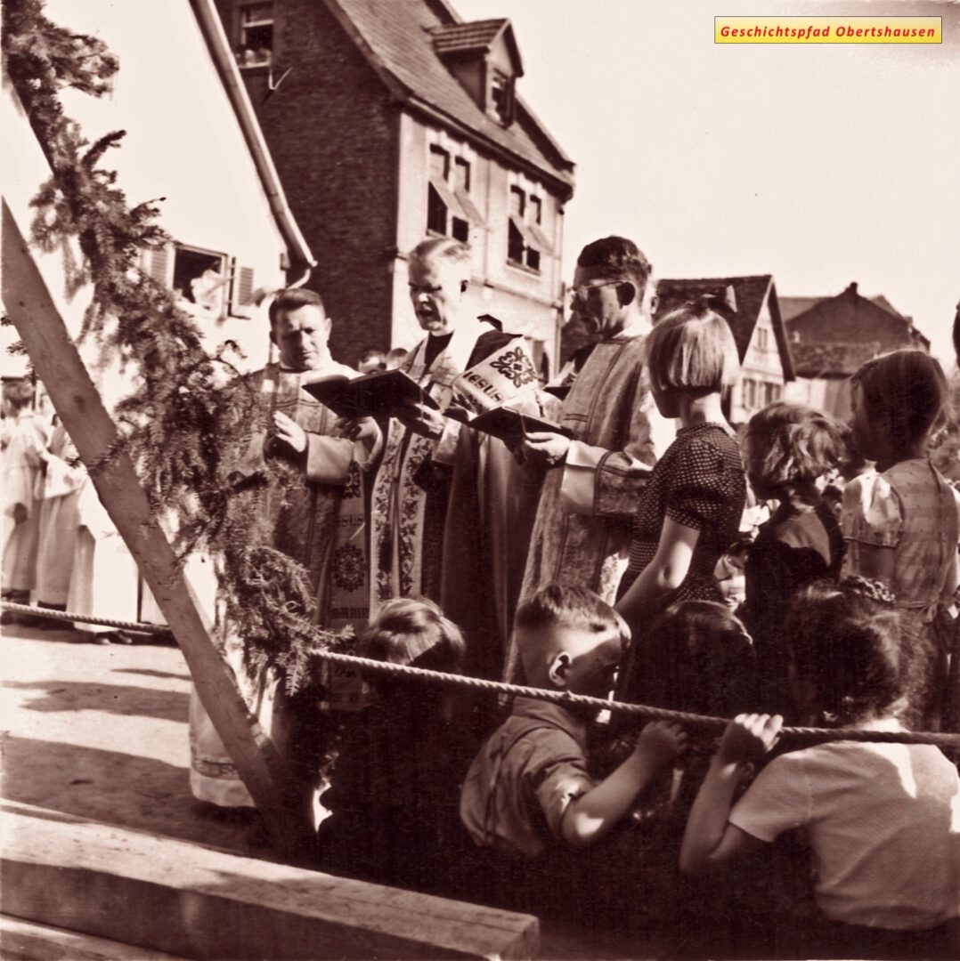 Glockenweihe Herz Jesu am 9. Mai 1954 durch Herrn Domkapitular Joseph Kallfelz