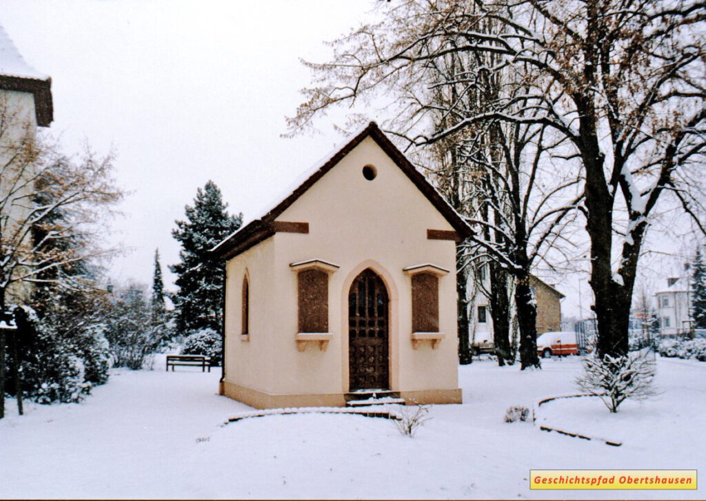 O16-11 Kapelle am Rembrücker Weg mit Schnee