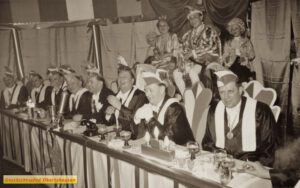 Elferrat Volkschor Germania mit Prinzenpaar Elli und Heinz 1953